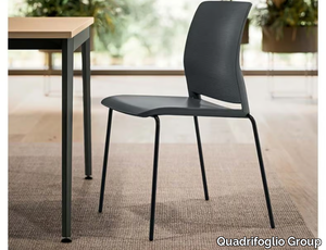 CLOSE - Stackable chair _ Quadrifoglio Group