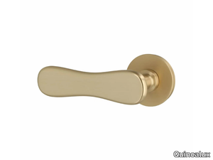 CANNES - Brass door handle on rose _ Quincalux