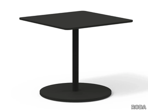 BUTTON - Powder coated aluminium garden table _ RODA