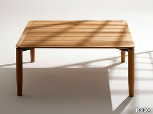 LEVANTE - Square teak garden table _ RODA