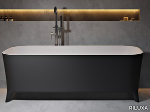 LOFTY BLACK & WHITE - Rectangular Solid Surface bathtub on legs _ RILUXA