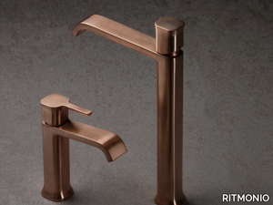 TAORMINA BRUSHED ROSE GOLD - Countertop single handle washbasin mixer _ RITMONIO