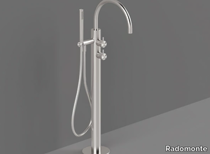 PVN99 - Floor standing bathtub mixer with hand shower _ Radomonte