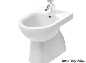 SELNOVA - Floor mounted bidet _ Remail by G.D.L.