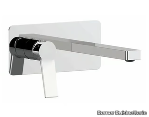 SLASH & DOT - Wall-mounted washbasin mixer with plate _ Remer Rubinetterie