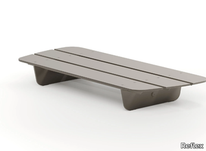 SEGNO - Solid Surface garden side table _ Reflex