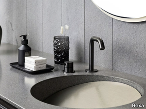 SLOPE - Corian® washbasin with integrated countertop _ Rexa