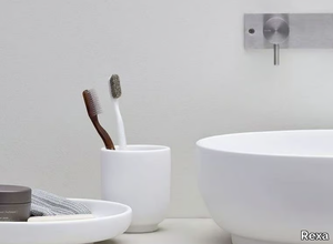 JAPAN - Korakril™ toothbrush holder _ Rexa