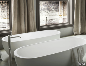 HOLE MAXI - Oval Korakril™ bathtub _ Rexa