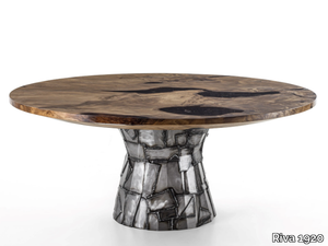 KAURI ART - Kauri wood and iron dining table _ Riva 1920