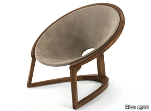 YIN&YANG LOUNGE CHAIR - Leather easy chair with walnut solid wood structure _ Riva 1920