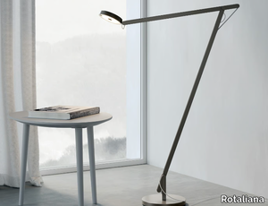 STRING - LED aluminium floor lamp with swing arm _ Rotaliana