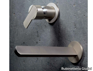 DELUXE - SURF - F5820DL - 2 hole wall-mounted single handle washbasin mixer _ Rubinetteria Giulini