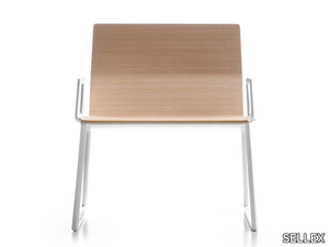 BILDU - Wooden chair with armrests _ SELLEX