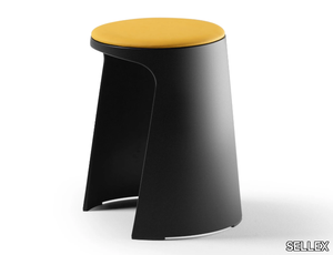 HANDY - Polypropylene stool with integrated cushion _ SELLEX