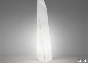 MANHATTAN - Polyethylene floor lamp _ SLIDE