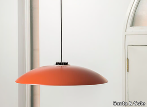 HEADHAT PLATE - LED metal pendant lamp _ Santa & Cole