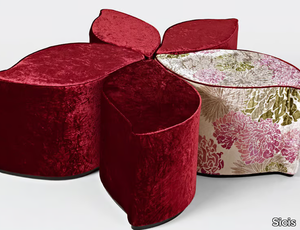 PETALI DI TE - Upholstered velvet pouf _ Sicis