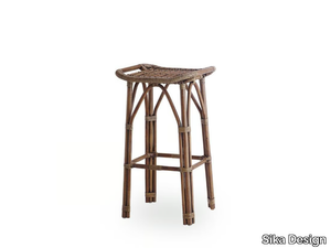 SALSA - High rattan stool with footrest _ Sika Design