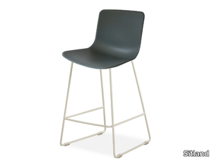 MILOS ELLE - Sled base plastic barstool with footrest _ Sitland