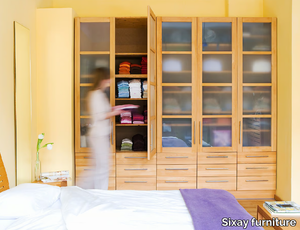 SOLID - Wooden wardrobe _ Sixay furniture