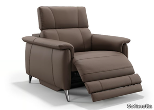 BARLETTA - Relaxing leather armchair with armrests _ Sofanella