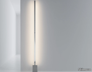 XILEMA - LED floor lamp in aluminum and PMMA _ Stilnovo