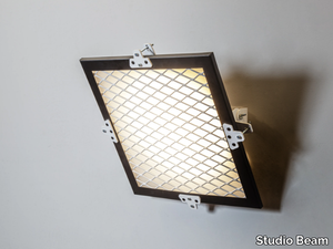 VOLTI SQUARE - Metal wall light _ Studio Beam