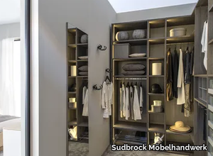 FOKUS - Sectional custom walk-in wardrobe _ Sudbrock Möbelhandwerk