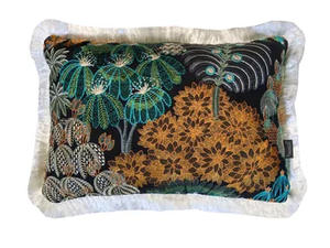 BELLE TERRE Black Jardin des Tuileries - Rectangular cushion with floral pattern _ Aldeco