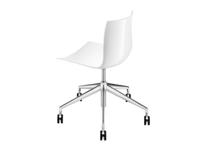 CATIFA 46 - Chair with castors with 5-spoke base _ Arper