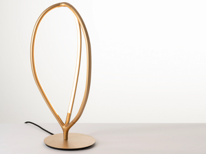 ARRIVAL - Aluminium and silicone table lamp _ Artemide