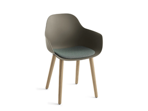 POLA ROUND P 4W - Polypropylene chair with armrests _ Crassevig