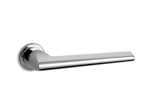 PILOT C3 - Brass door handle _ Ento