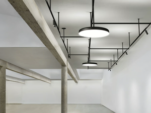 INFRA-STRUCTURE - Extruded aluminium track-Light _ Flos