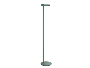 OBLIQUE USB-C - LED floor lamp with USB-C _ Flos