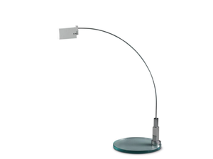 FALENA - Adjustable aluminium table lamp _ FontanaArte