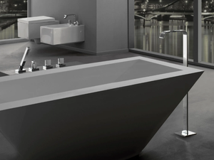 TARGA - Floor standing bathtub set with hand shower _ GRAFF