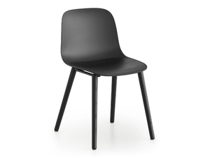 SEELA - Polypropylene chair with wooden legs _ Lapalma