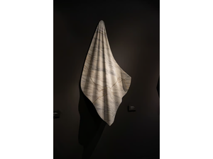 VELATA DRAPES - Marble wall decor item _ MARGRAF