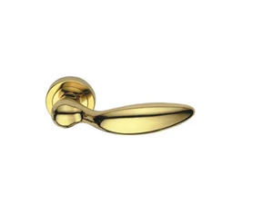 CIGNO EASY - Brass door handle on rose _ Pasini