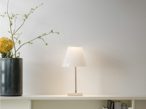 DINA - LED polycarbonate table lamp _ Rotaliana