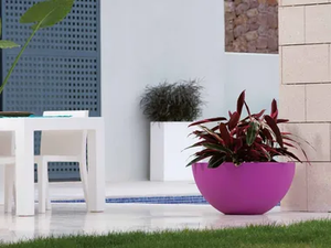 SFERA - Polyethylene garden vase with Light _ VONDOM