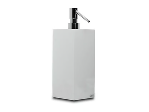 USE - Bathroom soap dispenser _ Vallvé