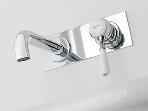 900 - Wall-mounted single handle washbasin mixer with plate _ ZAZZERI