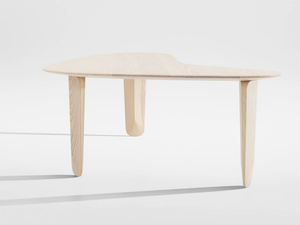 KUYU - Low solid wood coffee table _ ZEITRAUM