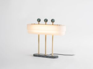 SPATE TABLE LAMP