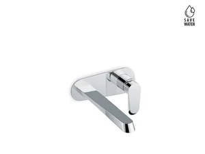 NIO - Wall-mounted single handle washbasin mixer with plate _ newform