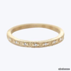 Ribbed Tiny Eternity Band