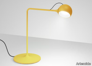 IXA - Adjustable metal desk lamp _ Artemide